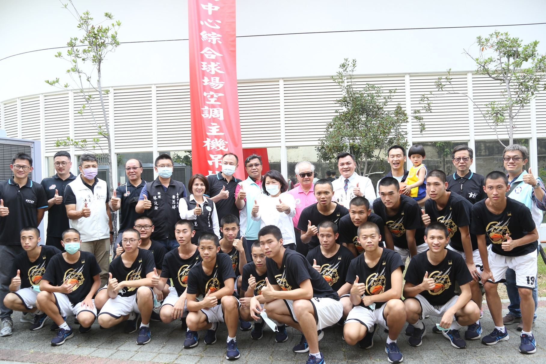 好期待！ 嘉義市國民運動中心綜合球場　冷氣6月底完工